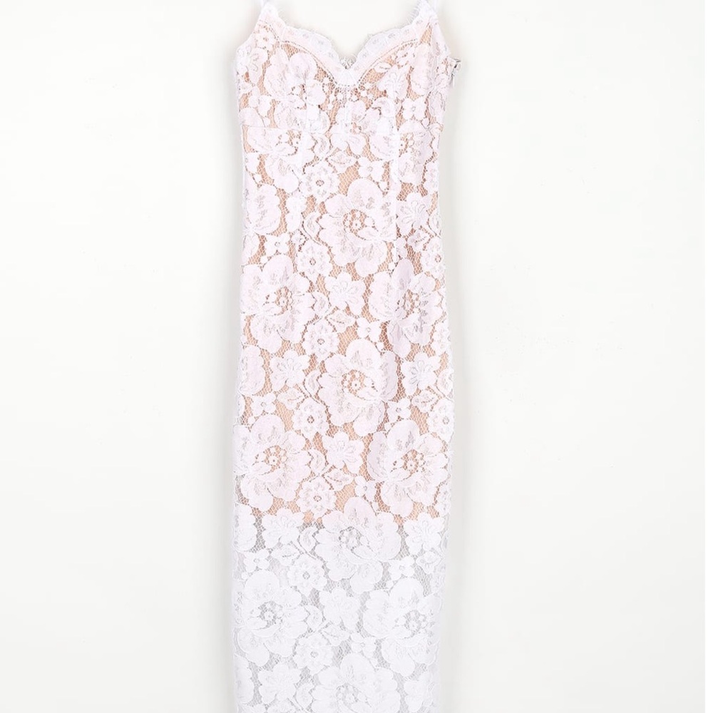 White lace bodycon mid dress